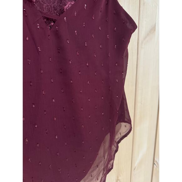 Blu Pepper | NWT Maroon Sparkle Lace Trim Tank Top | Size Small - Picture 8 of 12